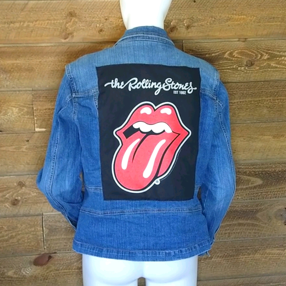 Customized The Rolling Stones St. John's Bay T9